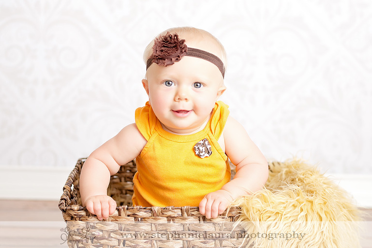 9 month old girl photographer