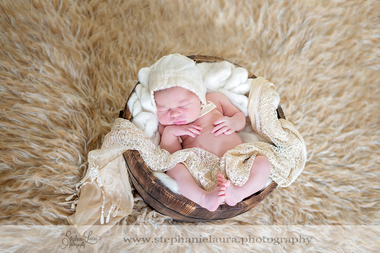 pittsburgh newborn photographer