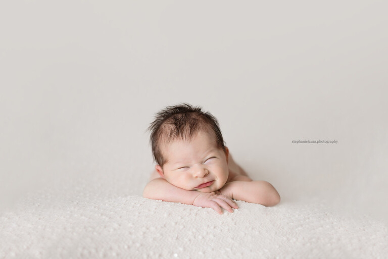 pittsburgh newborn baby photographer