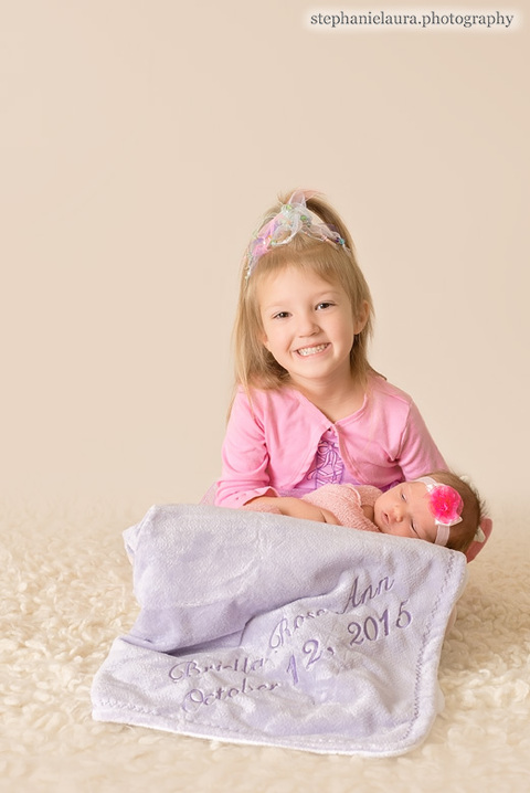 pittsburgh newborn photographer