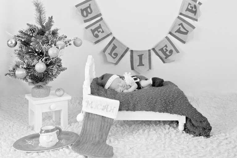 pittsburgh newborn photographer