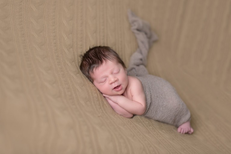 pittsburgh newborn photographer