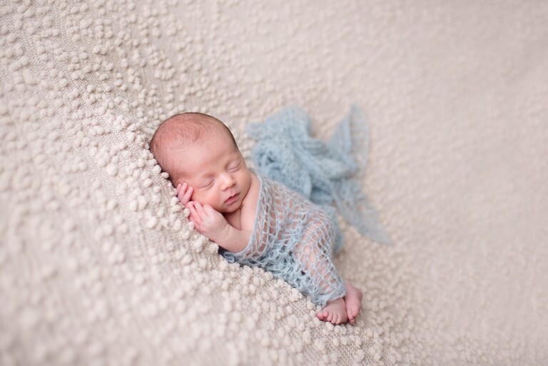 pittsburgh newborn photographer