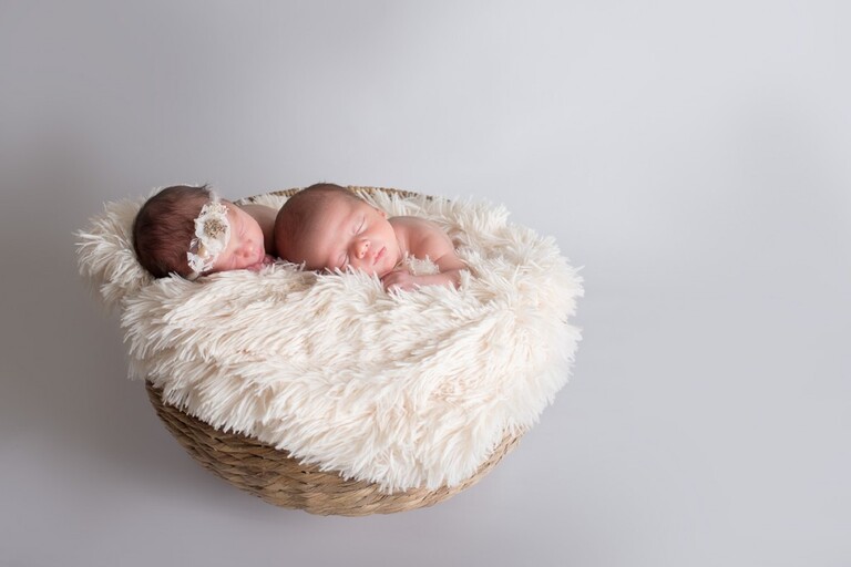 pittsburgh newborn photographer