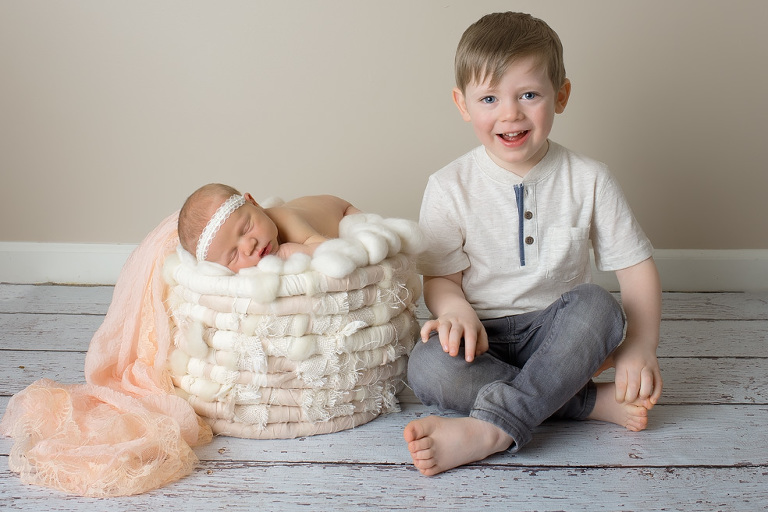 bridgeville newborn photographer