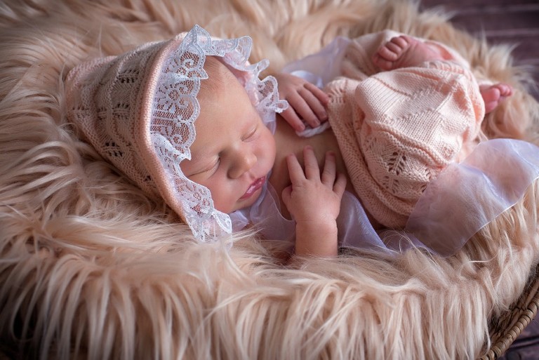 bridgeville newborn photographer