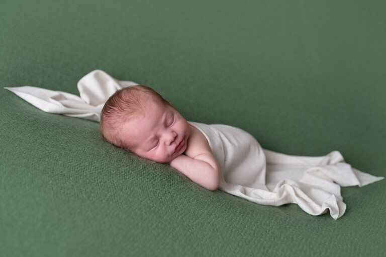 pittsburgh newborn photographer