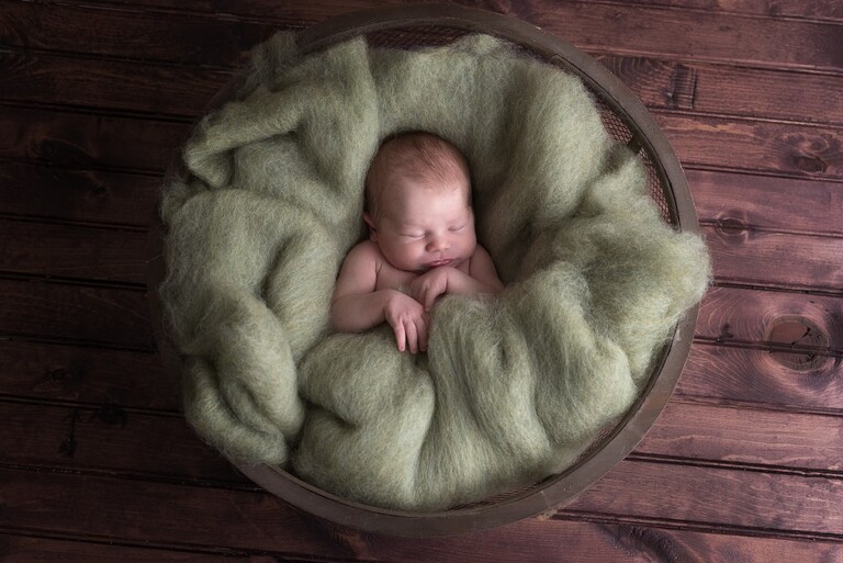 pittsburgh newborn photographer