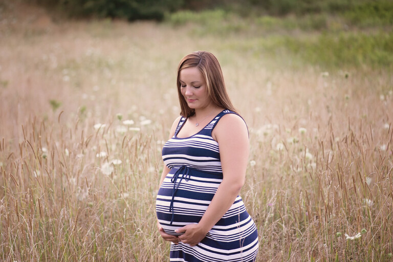 pittsburgh maternity photographer