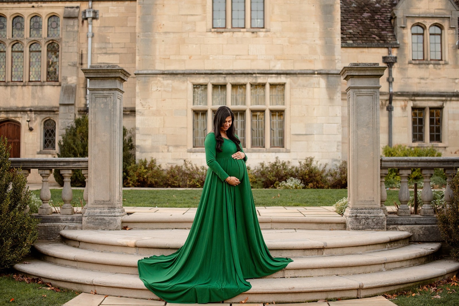 best maternity photographer Pittsburgh, maternity portrait studio near me